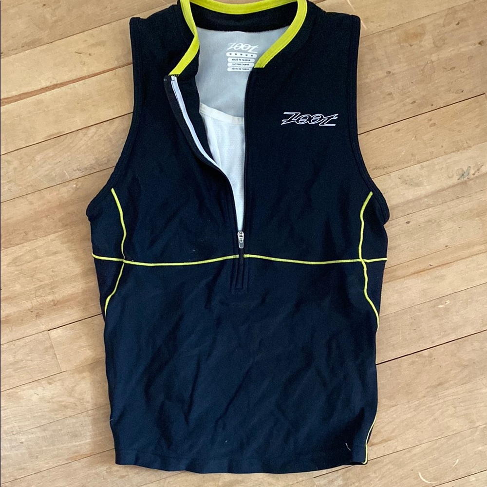 ♦️Zoot Black Sleeveless Top with Yellow Trim